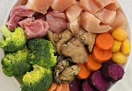 The Importance of a Balanced Diet for Your Pet Exploring the World of Pet Food